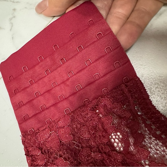 Knix Wireless DEEP RED Lace bustier bra - size S++ - Picture 10 of 11